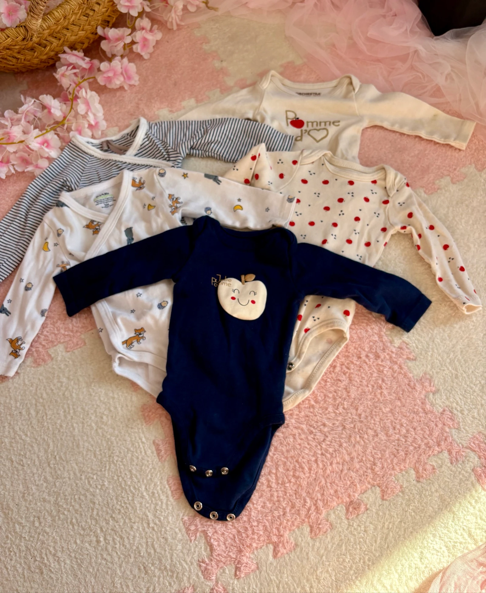 Lot de 5 bodies bébé fille 3 mois – Orchestra & cache-cœur – Excellent état